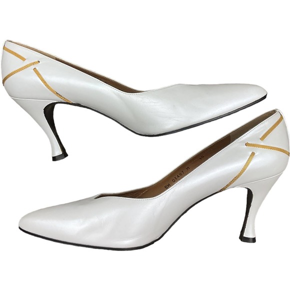 Stuart Weitzman Gold and White Leather Pumps, 8W - Picture 4 of 8